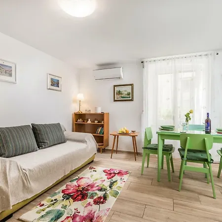 Apartman Adeona *