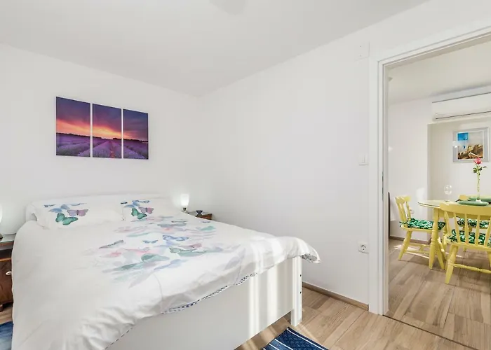 Adeona Apartman