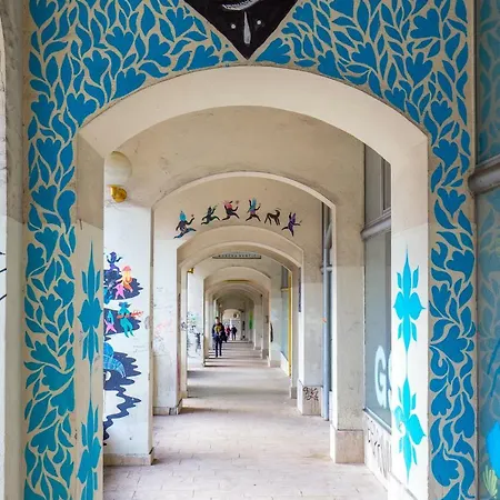 Adeona Διαμέρισμα *